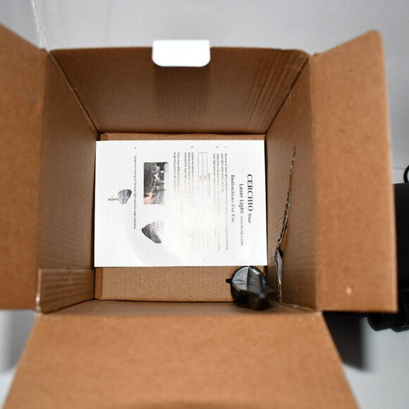 Outdoor Motion Laser Lights Projector Christmas Green & Red Lights NWT - Picture 3 of 3